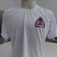 Camiseta cinza personalizada com estampa